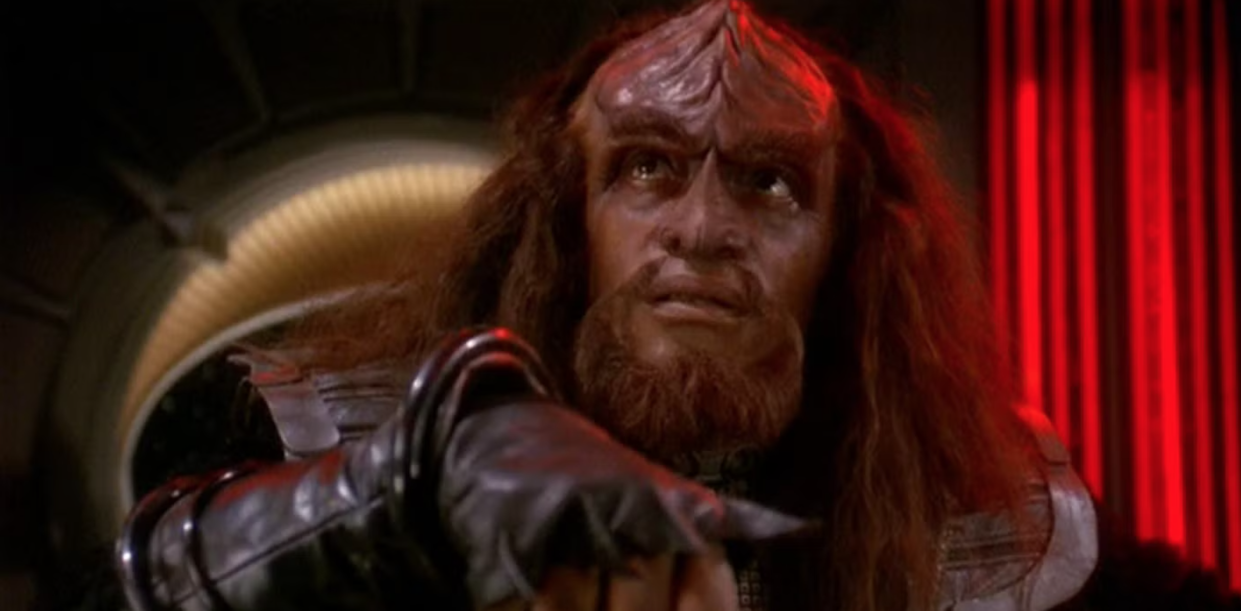 Tony Todd as Kurn