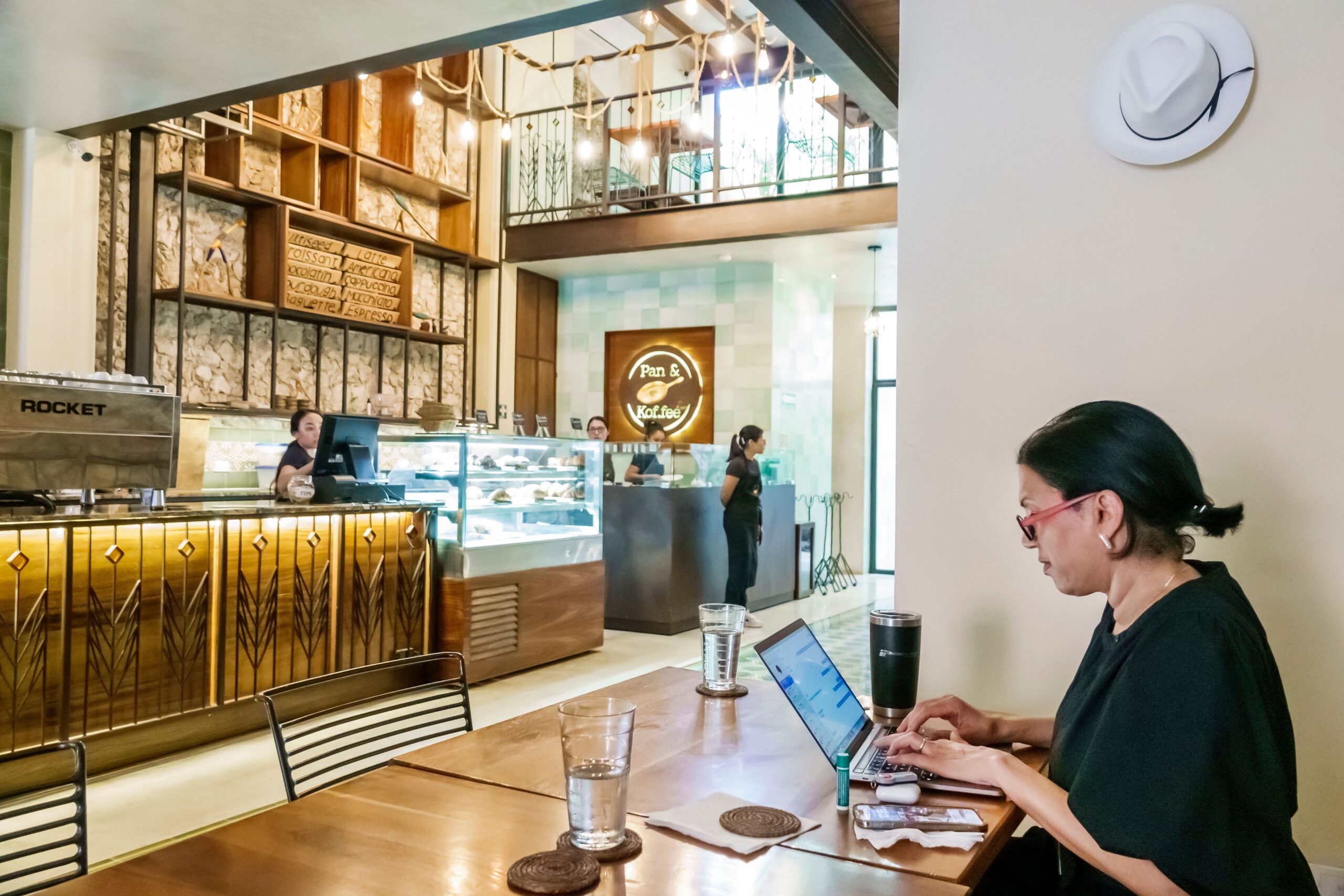 Coffeehouses and Work Culture