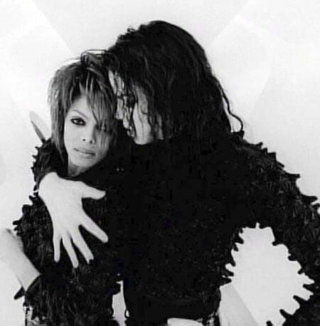 The Best Music Videos of the 1990s: A Visual Journey Through an Iconic Decade (pt.1)