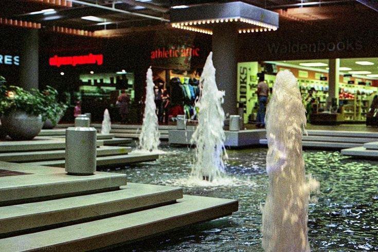 Indoor Fountains as Centerpieces
