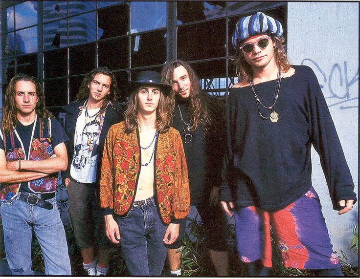 Grunge , The Raw and Real Look